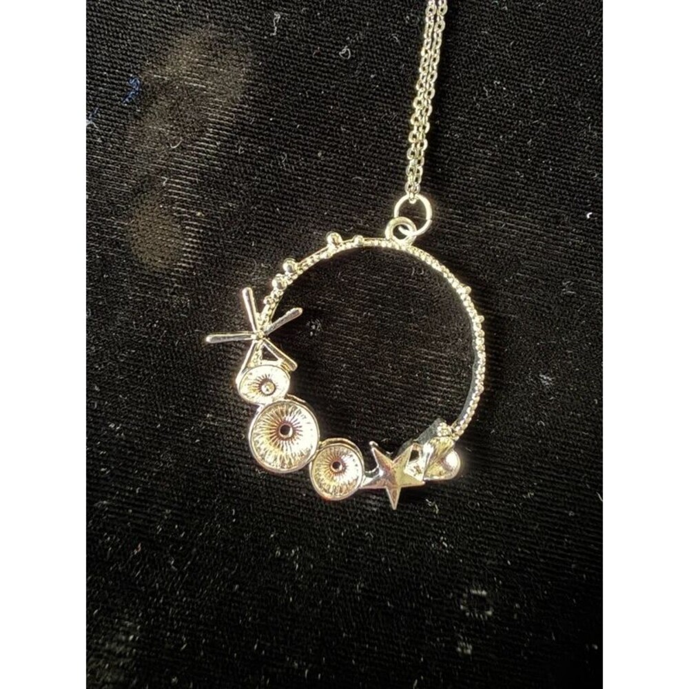 Silver-Tone Ocean Sea Life Circle Pendant Necklace 18"
